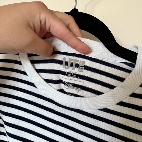 Uniqlo Mickey Mouse T-Shirt - Picture 4 of 9